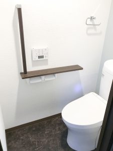 トイレリフォームTOTO手すり